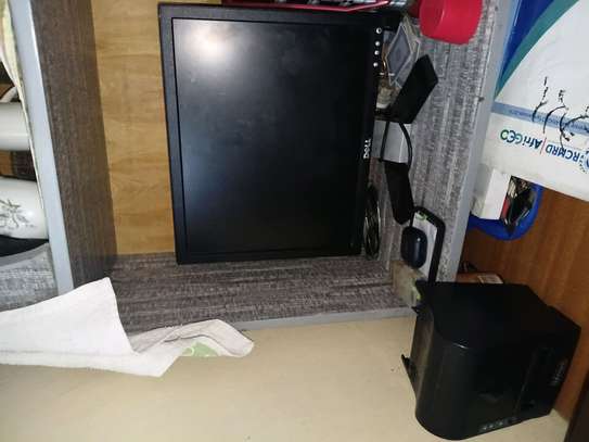 Monitor image 3