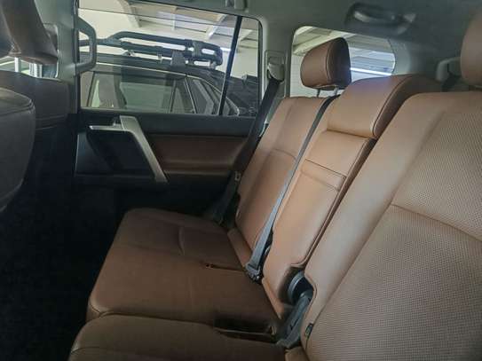 Toyota land Cruiser Prado TX-L Black 2021  7 seater image 7