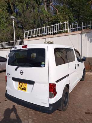 NISSAN NV200 image 11