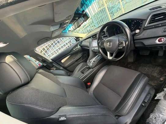 HONDA INSIGHT HYBRID 2019MODEL image 2
