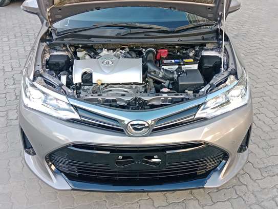 Toyota axio G grade 2019 Gold image 3