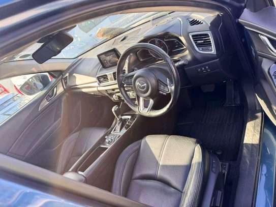 mazda axela saloon diesel with sunroof image 5