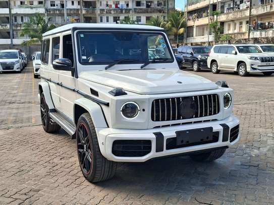 Mercedes Benz Gwagon G350D 2018 Facelift 2022 image 3