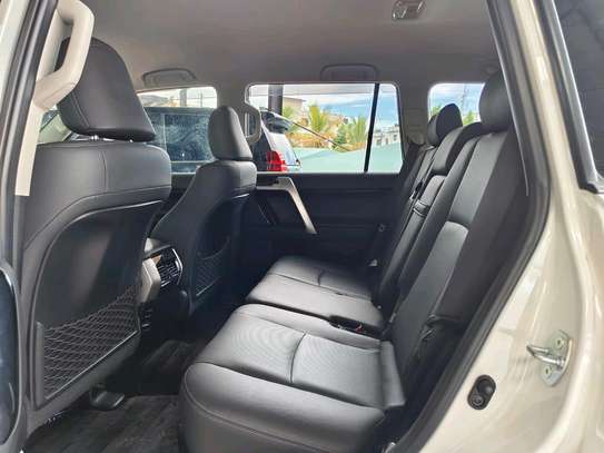 Toyota land cruiser prado Diesel TX 2018 image 9