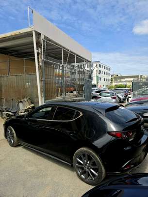 Mazda 3 petrol image 6