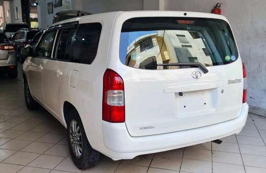 Toyota probox pearl white image 4