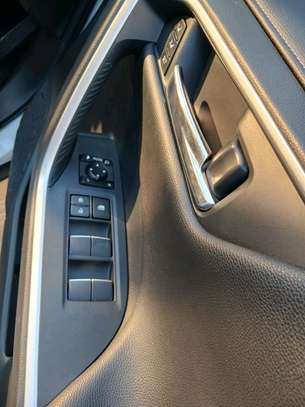 TOYOTA RAV4 G Z PACKAGE 2020MODEL SUNROOF image 6
