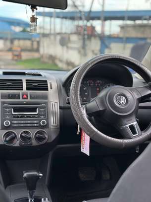 Volkswagen golf image 7