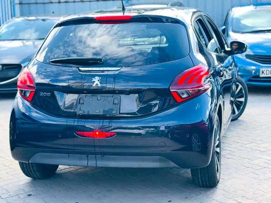 PEUGEOT 208 BLACK 2019 image 15