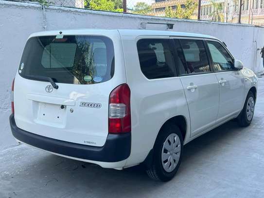 Toyota Succeed TXG image 4