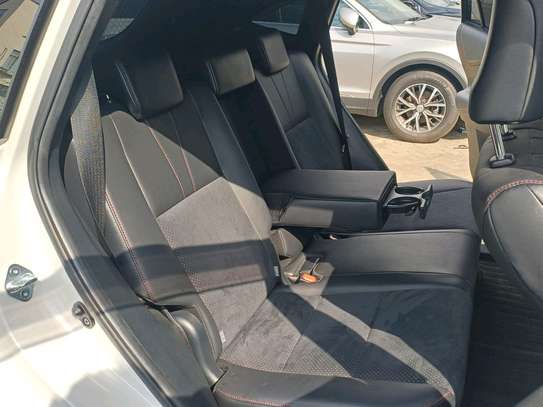 Toyota harrier image 16