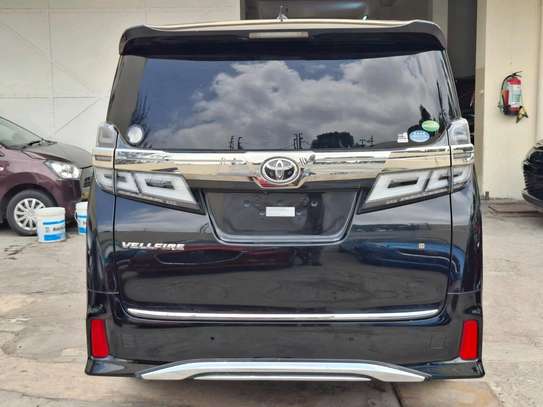 Toyota Vellfire Black Exacutive 2018 image 8