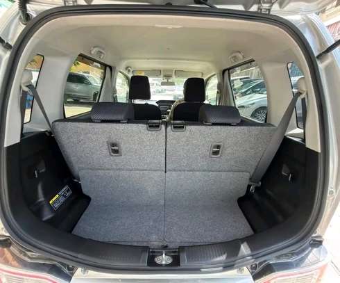 Suzuki wagon stingray image 4