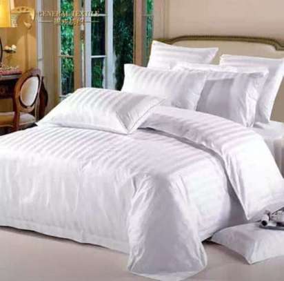 White stripped duvets covers image 7