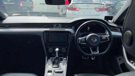 VOLKSWAGEN ARTEON 2018MODEL SUNROOF image 9