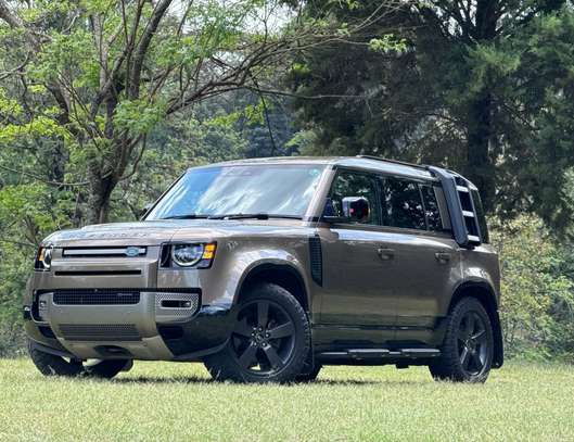 2021 Land Rover defender image 6