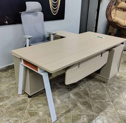 Office Desk; 160cm Executive Office Desk image 2