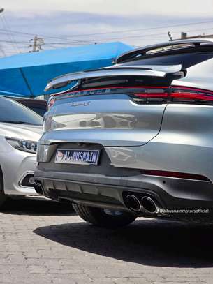 Porsche Cayenne S coupe image 14
