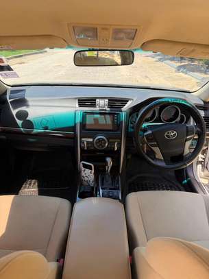 Toyota mark x image 6