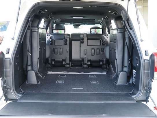 2020 TOYOTA LAND CRUISER ZW 4WD image 5