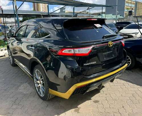 Toyota Harrier black pararomic sunroof 2020 image 12