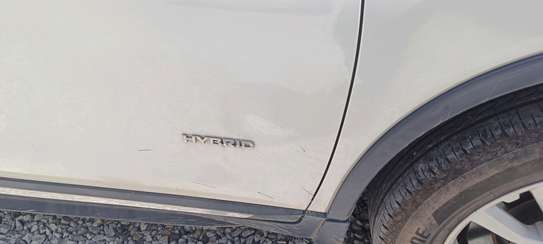 Nissan X-Trail hybrid white 2018 image 10