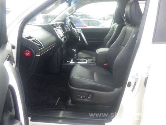 Toyota prado image 10