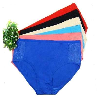 Women Comfortable Lace-Trimmed seemless panties. image 3