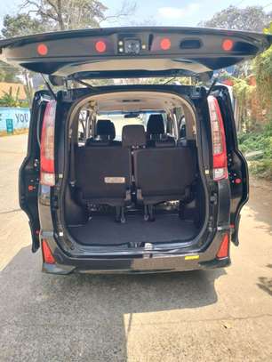 TOYOTA NOAH NEW SHAPE 2015 MODEL. image 14