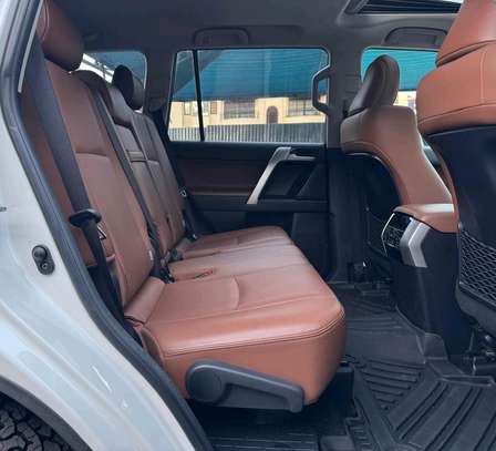 2022 Toyota LandCruiser Prado TX-L 70TH ANNIVERSARY image 8
