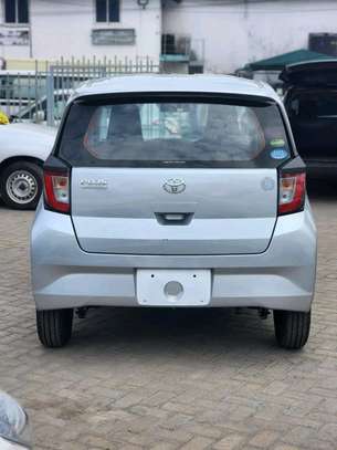 Toyota pixis epoach image 6