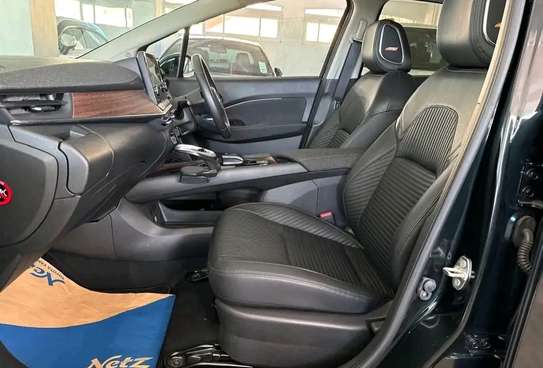 Nissan Note black E-power 2019 image 10