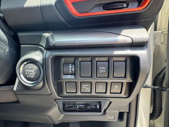 Subaru Forester X-brake 2018 white image 6