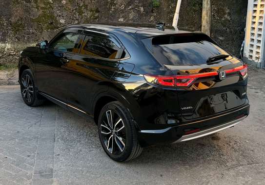 Honda vezel newshape hybrid image 7