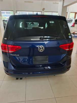 Volkswagen Touran image 7