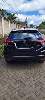Honda Vezel black.
2019 Model
1500cc
Hybrid fully loaded. image 2