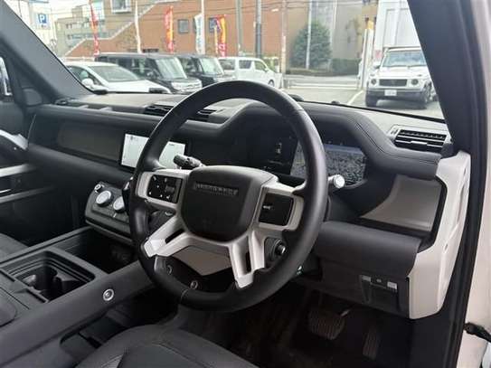 2020 LAND ROVER DEFENDER 110SE 4WD image 5