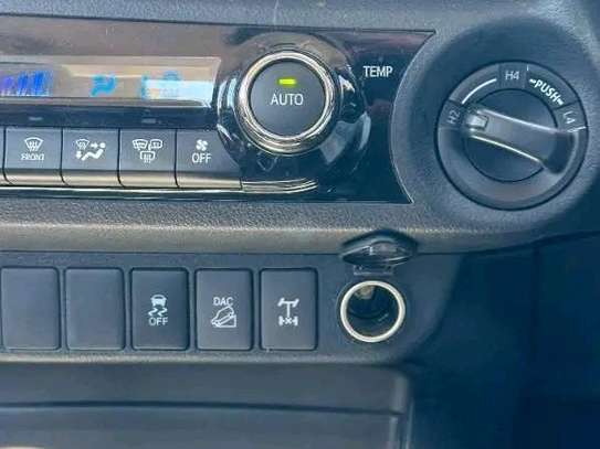 Toyota Hilux Double cabin Revo 2019 blue image 4