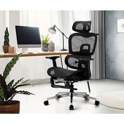Orthopedic Mesh Office Chair with Footrest image 8