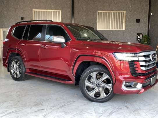 2022 TOYOTA LAND CRUISER image 6