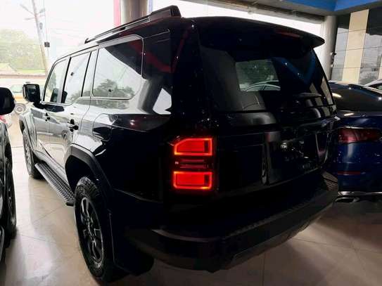 Toyota landcruiser 2025 image 5