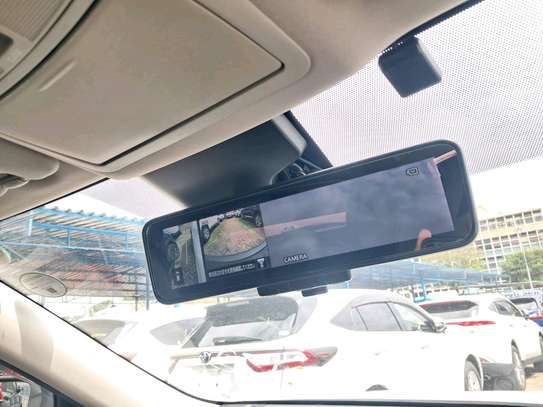 Nissan X-Trail sunroof image 13