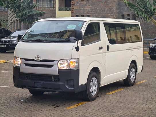 Toyota Hiace Van White Reliable Spacious image 11