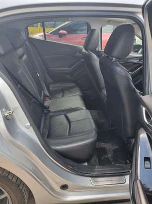 Mazda Axela Sunroof 2200cc 2018 image 9