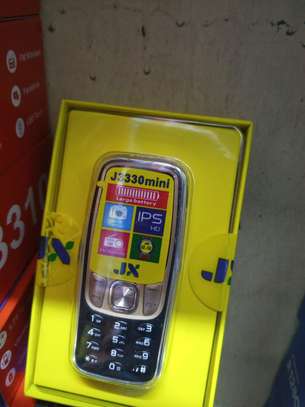 JX J3330 Mini Phone Large Battery IPS Display image 3