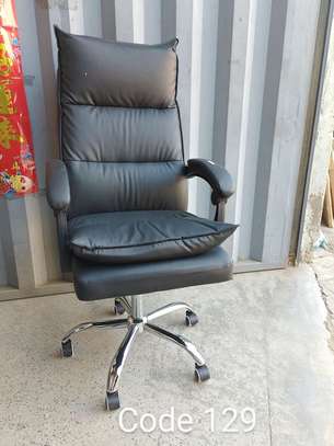 Executive office chairs image 13