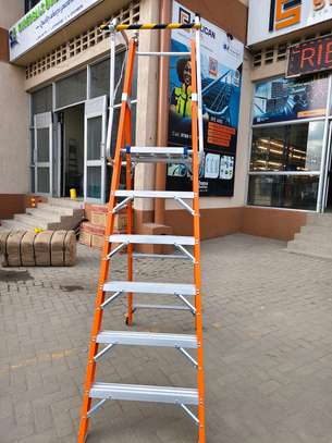 6 Steps Fibreglass Podium Ladder image 5