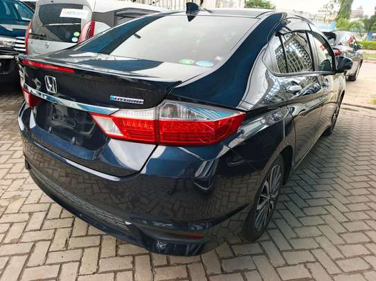 Honda Grace hybrid 2018 image 8
