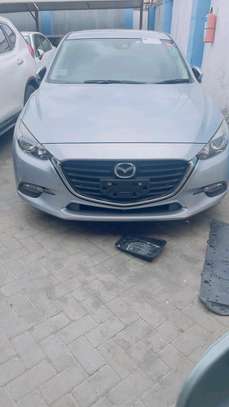 Mazda 3 Sedan Silver Automatic Reliable Drive image 4