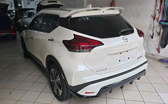 Nissan Kick empower image 4